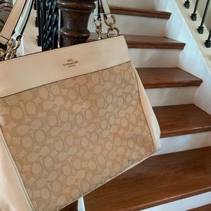 Coach Purse-Winter White